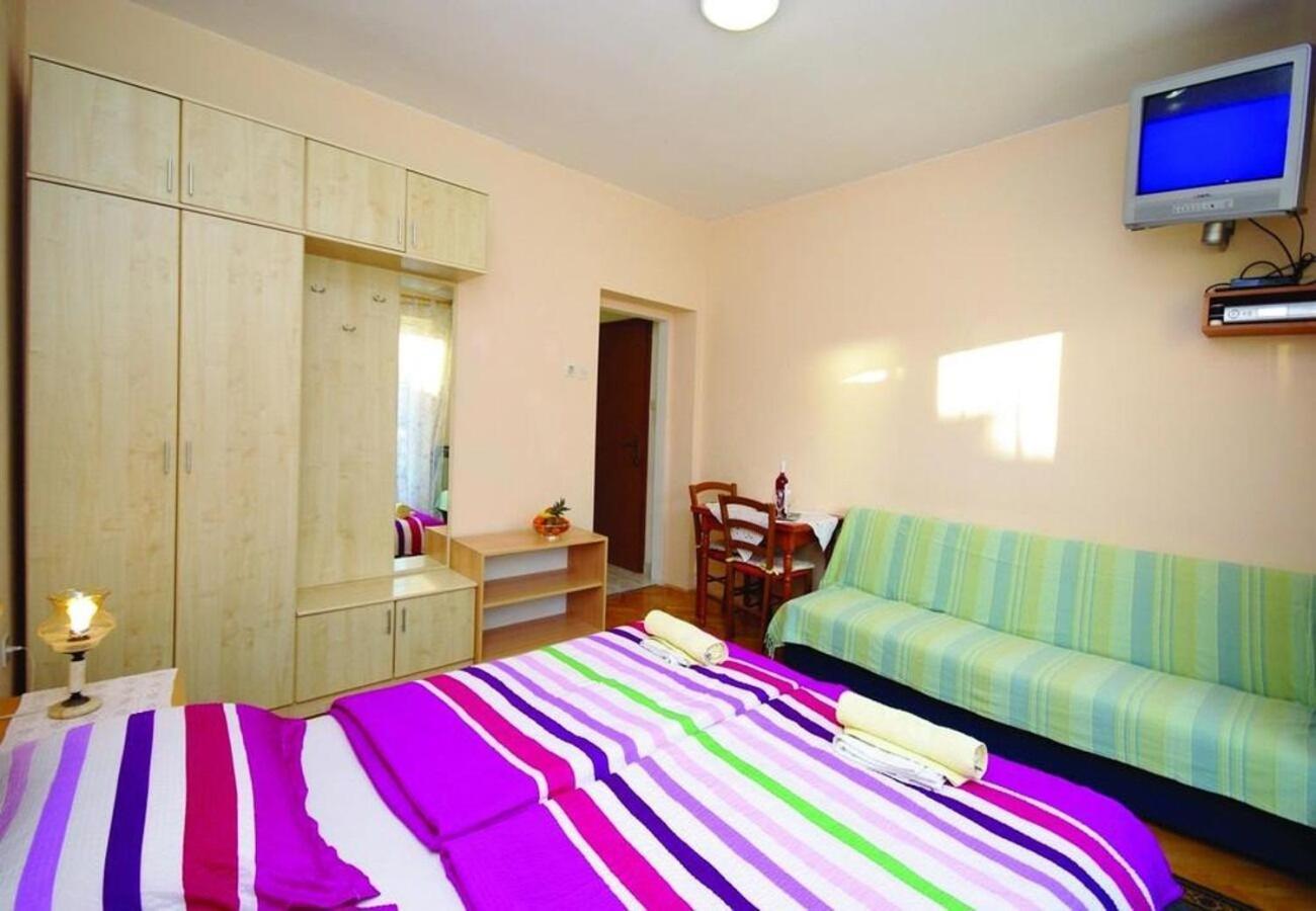מאקרסקה Room Ljuba מראה חיצוני תמונה