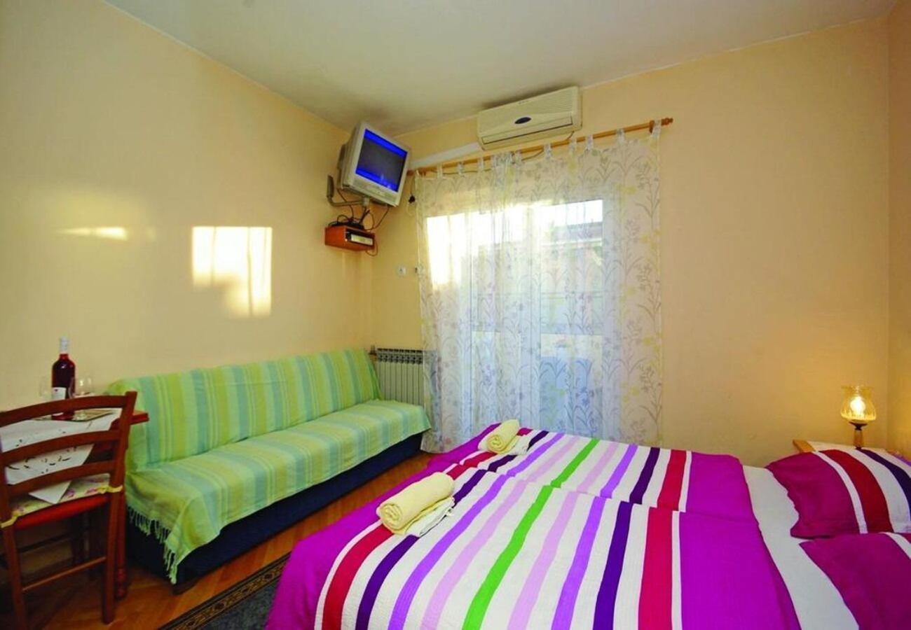 מאקרסקה Room Ljuba מראה חיצוני תמונה